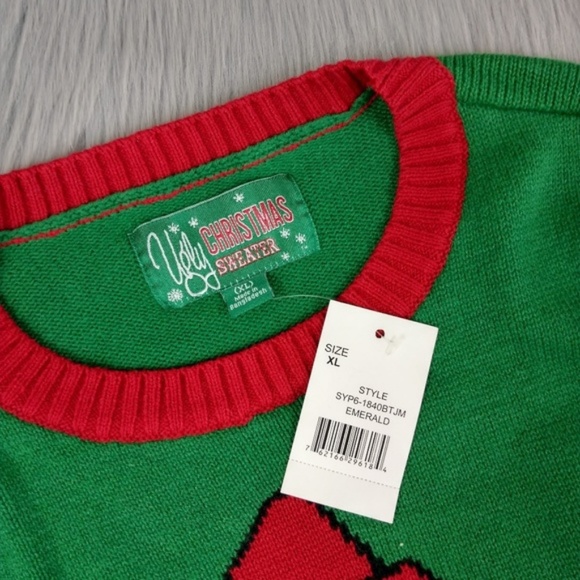 SOLD* NWT Ugly Christmas Sweater Pug Life Pullover - Picture 4 of 6